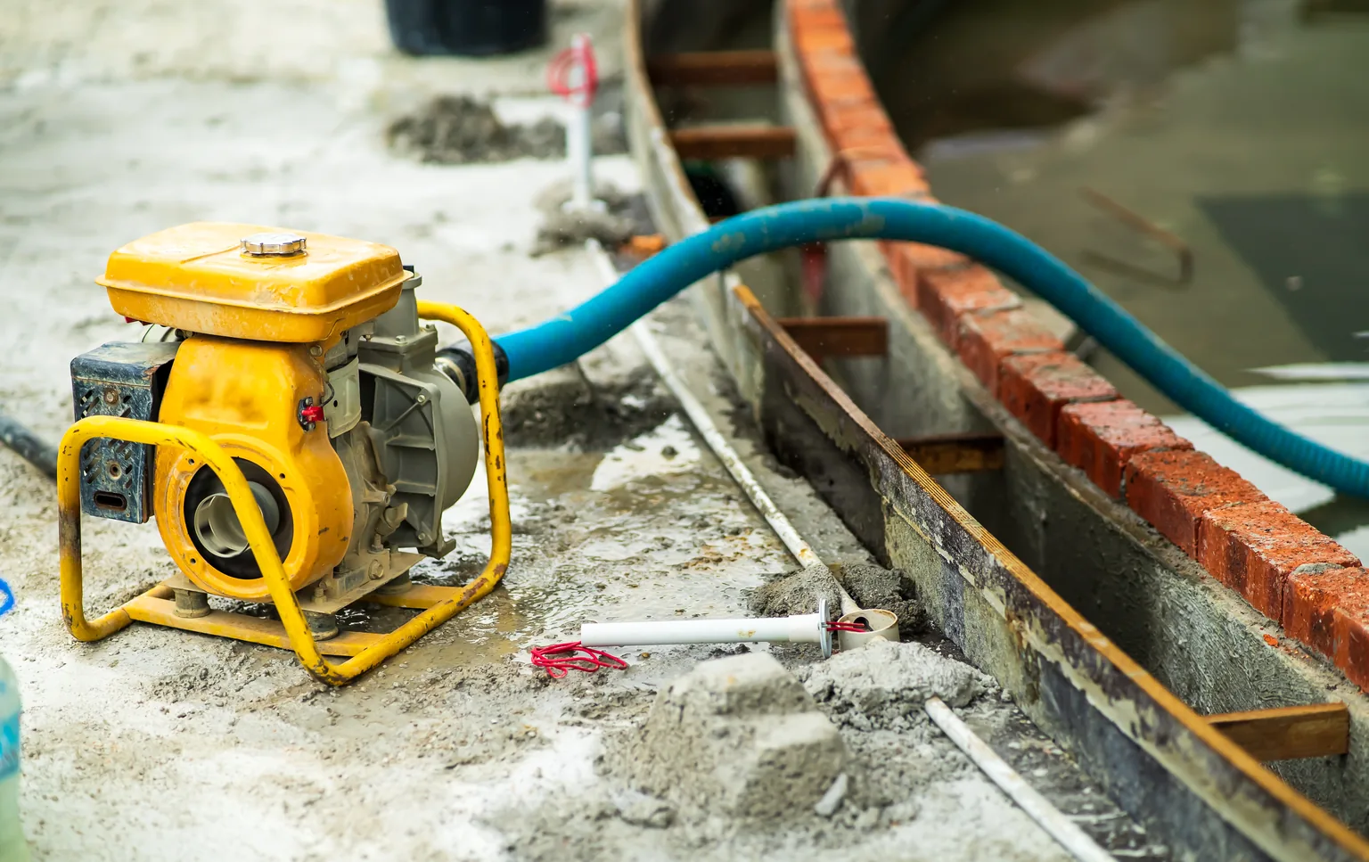 Water extraction and standing water removal in a San Angelo home